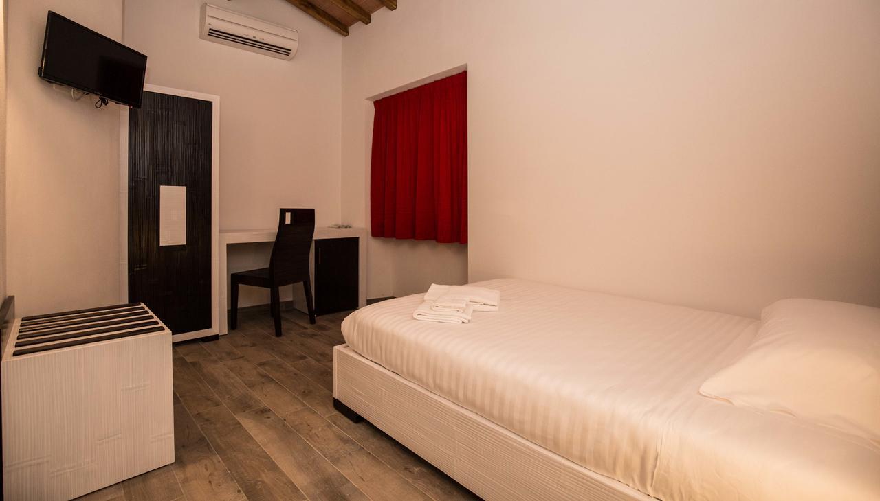 Hotel Villa Bartolini Каленцано Экстерьер фото